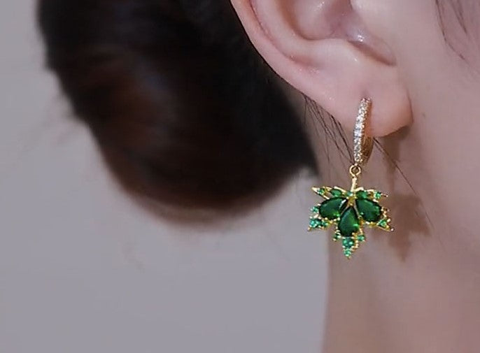Maple Leaf Earrings Retro Minority Simple And Light Luxury Ear Rings Jewelleries Women - ROMART GLOBAL LTD